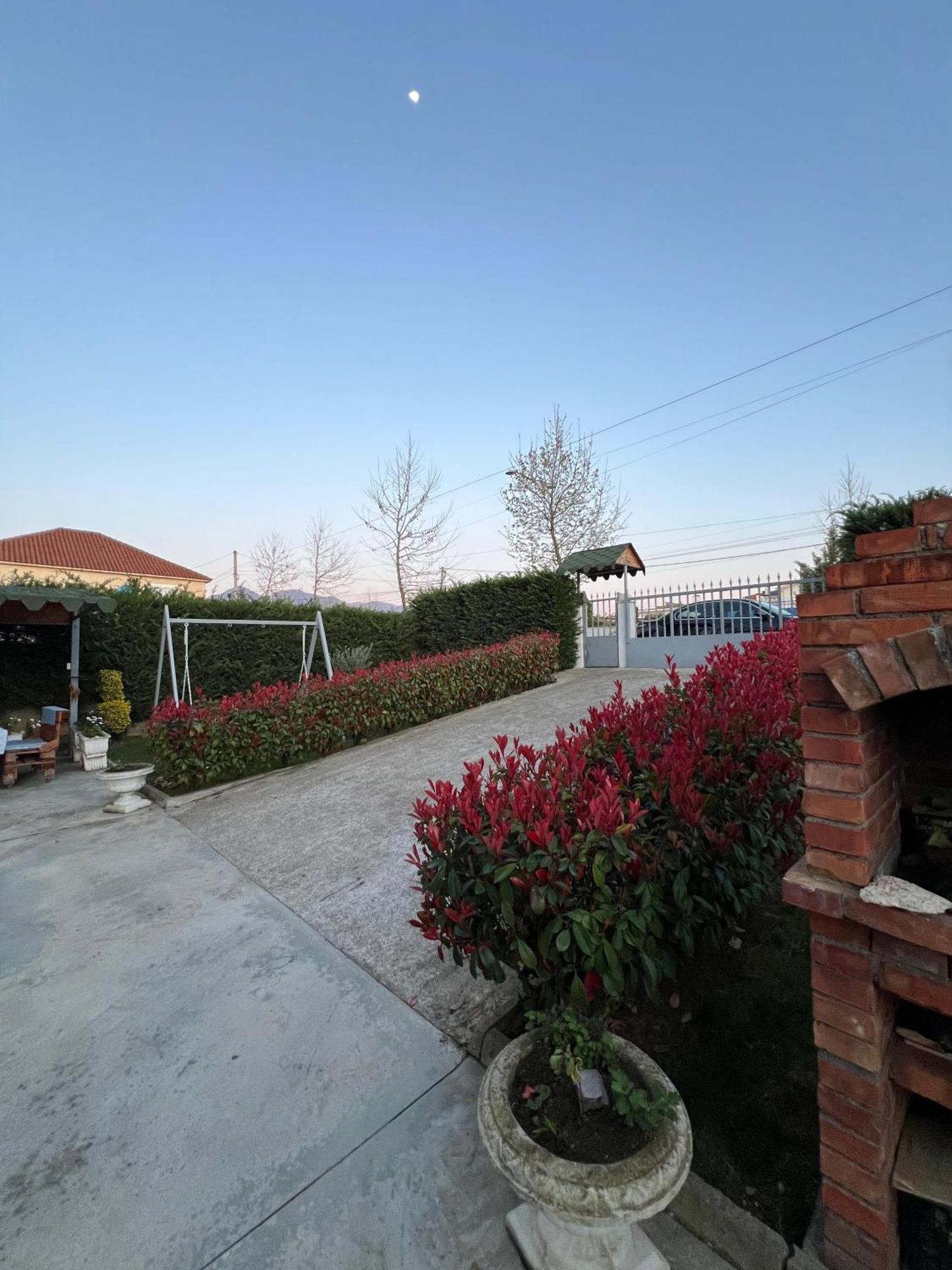 Villa Cerpja Kamez エクステリア 写真